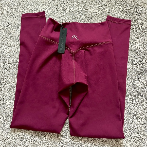 Oner Active Timeless Leggings Fig Size Small - Picture 1 of 5
